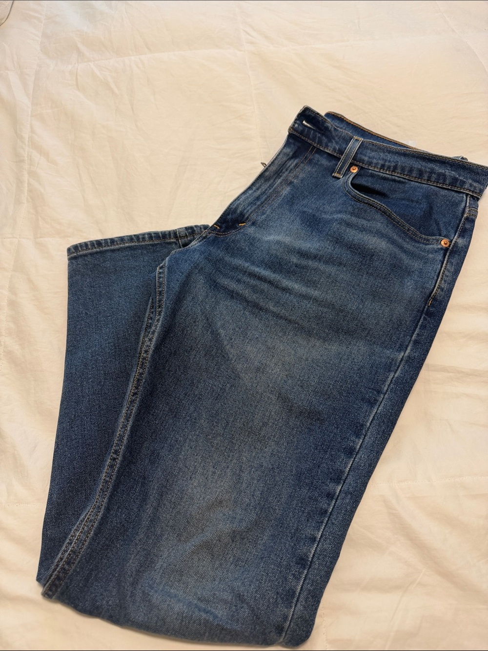 Levis mens jeans medium/ dark blue